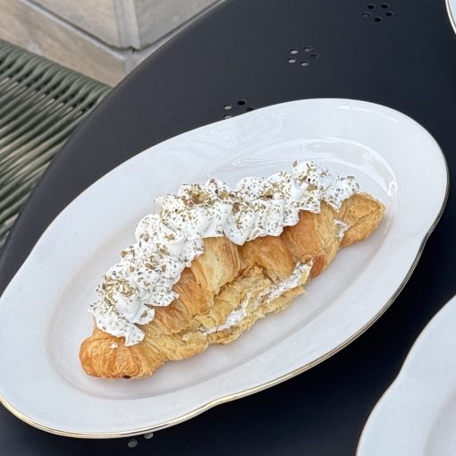 Labnah & Zaatar Croissant